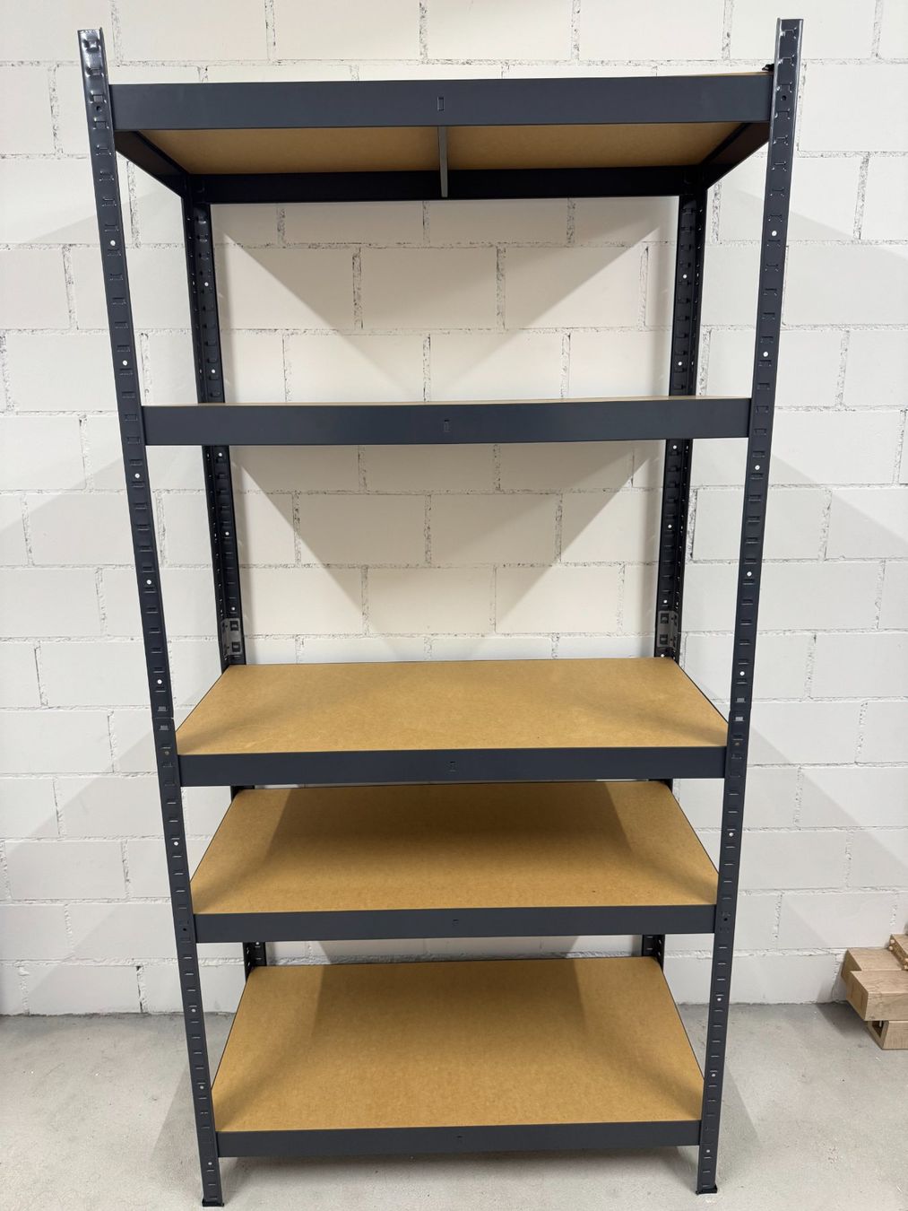 Regale: 2x Metallregal 180x110x30cm – Gebraucht aus Herzogenbuchsee von TopPreiseBE