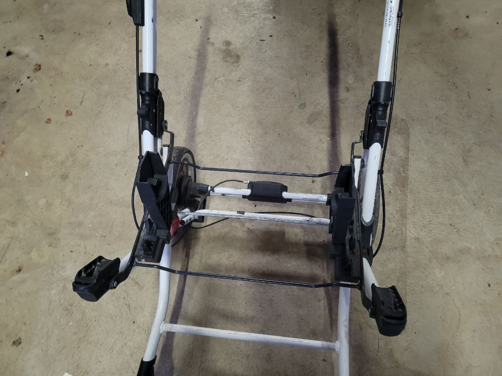 Hartan Kinderwagen: Hartan Kinderwagen Gestell – Gebraucht aus Vitznau von Night-Fire 3