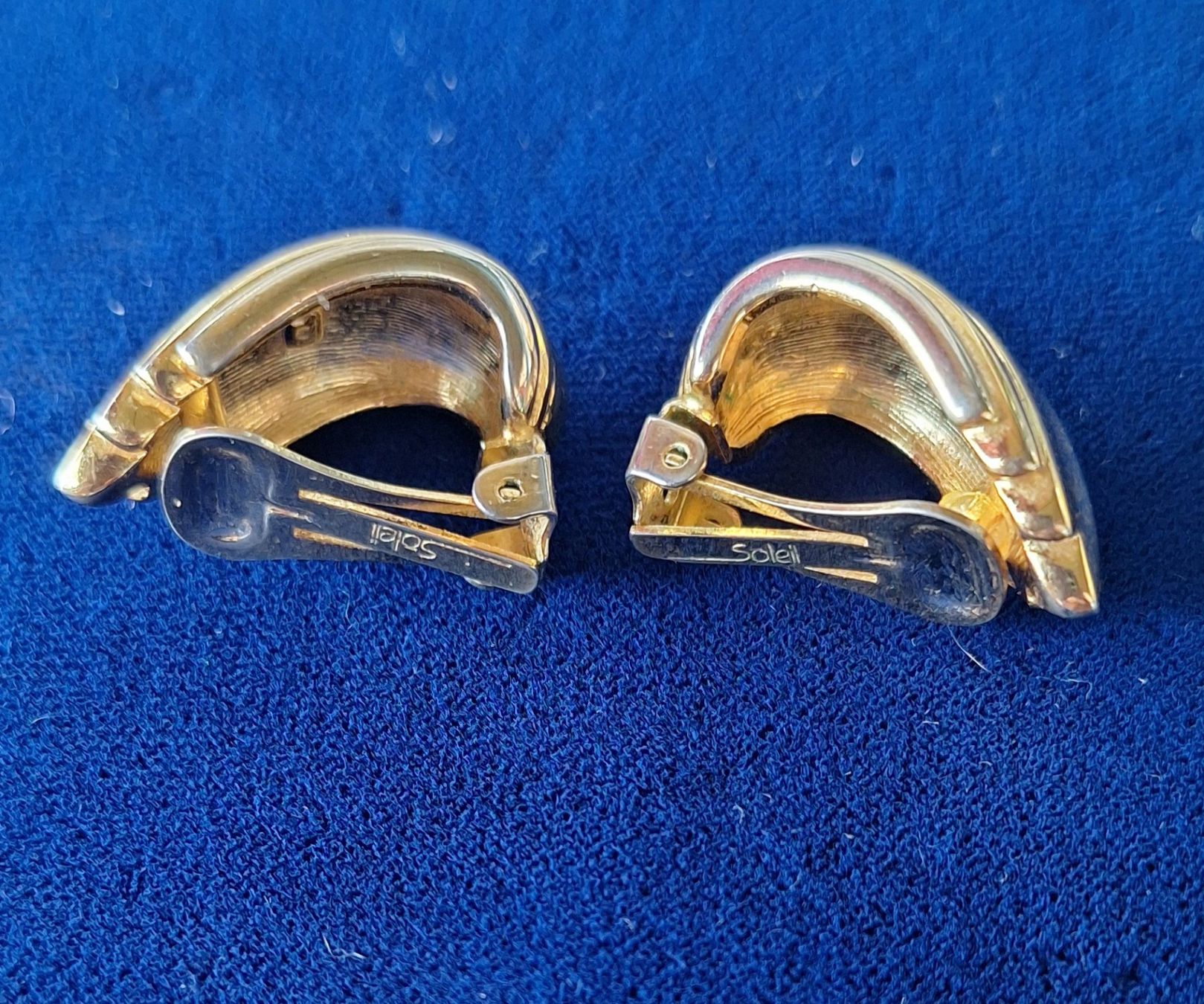 Orecchini pendenti & Orecchini a lobo: Boucles d'oreilles clip Soleil doré – Usato da St-Triphon venduto da Jldr0 2