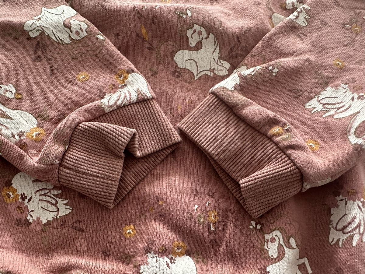 C&A Maglioni & Felpe: C&A Mädchen Pullover, Gr. 134, Langarm, 🦢🦢 – Usato da Safenwil venduto da Whoopie1 1