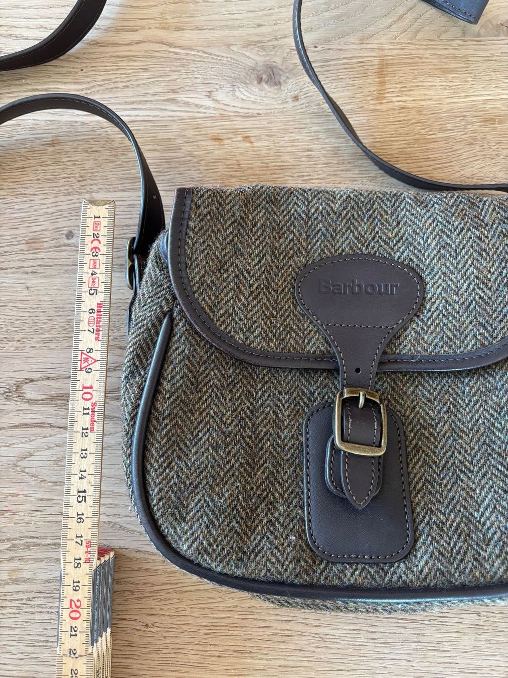 Barbour Taschen für Damen: Barbour Umhängetasche aus Tweed – Gebraucht aus Horgen von uge_pd5p 6