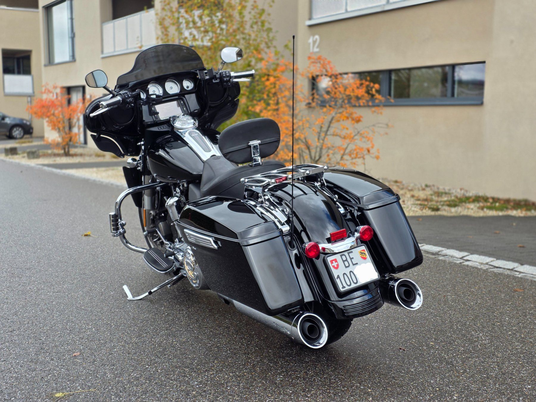Harley-Davidson Touring: Harley-Davidson Street Glide M8 – Usato da Aarwangen venduto da glebpol 6
