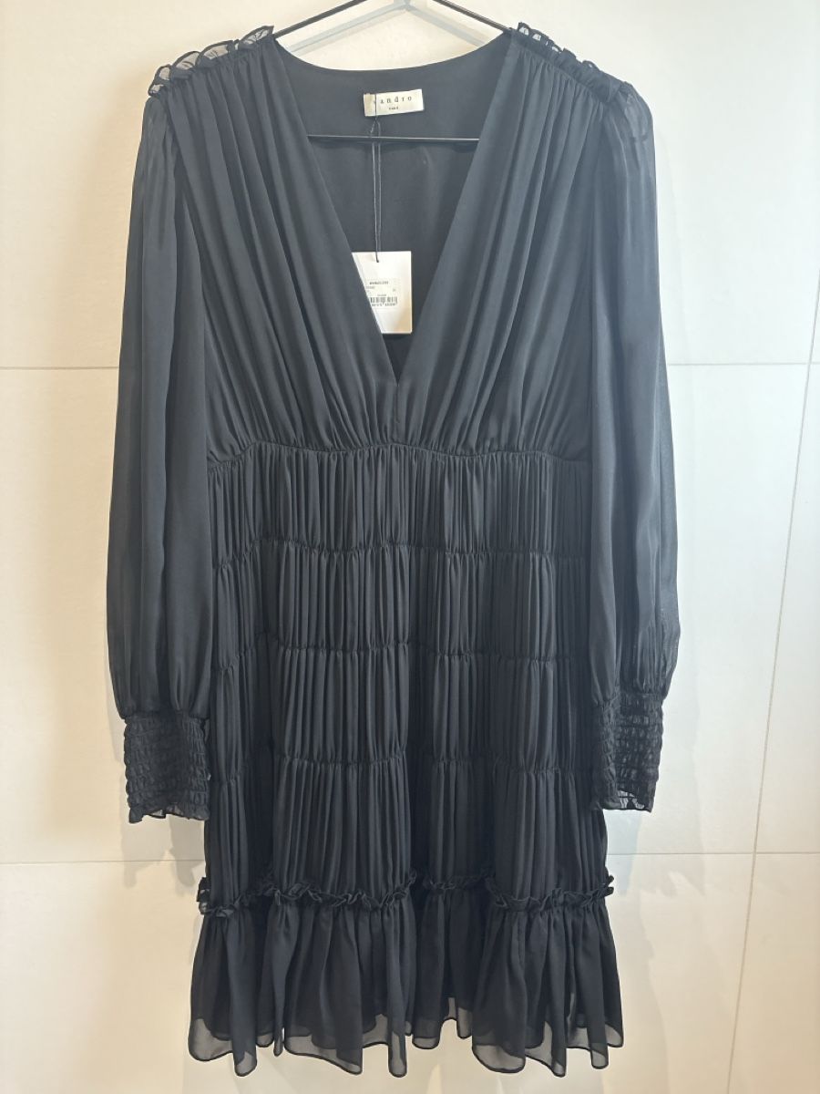 Sandro Vestiti: New Sandro dress size 38 – Nuovo e nell'imballaggio originale da Le Grand Saconnex venduto da Bramie