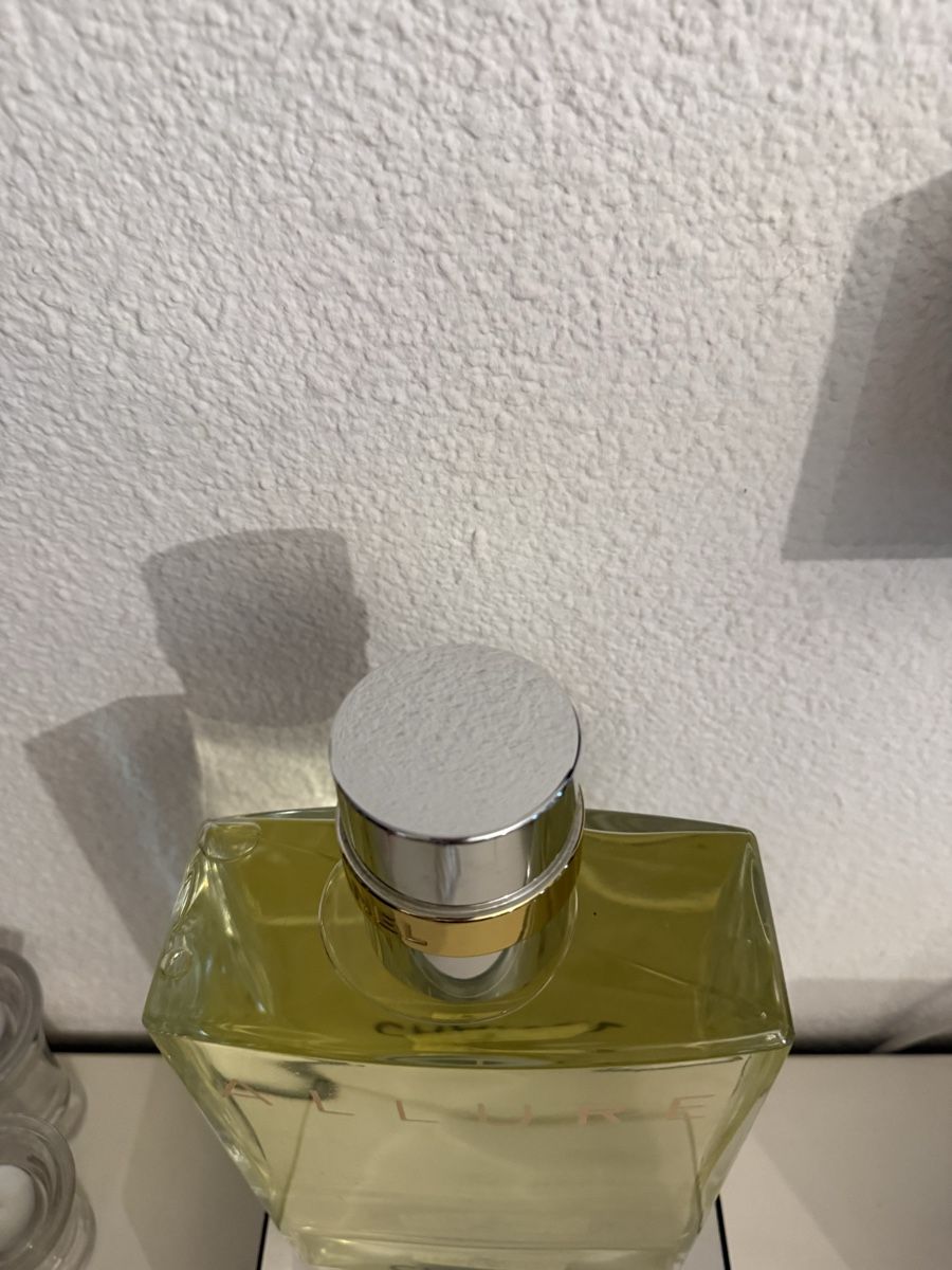 Chanel Flaconi: Chanel Allure factice géant année 90 – Nuovo e nell'imballaggio originale da Lausanne venduto da Tounitz 3