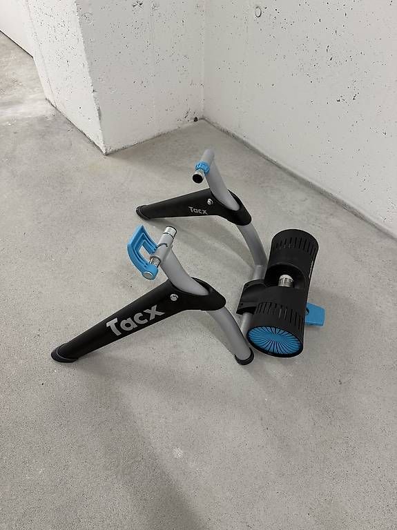 Tacx Hometrainer: Tacx Velorolle – Usato da Näfels venduto da CorsinN 2