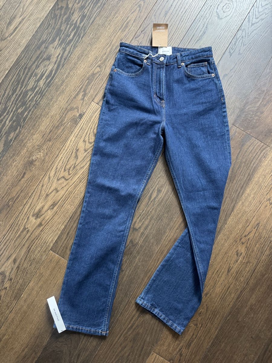 Reformation Jeans: Reformation Jeans Jax Gr 27/NEU – Nuovo e nell'imballaggio originale da Zollikon venduto da rundbsurf