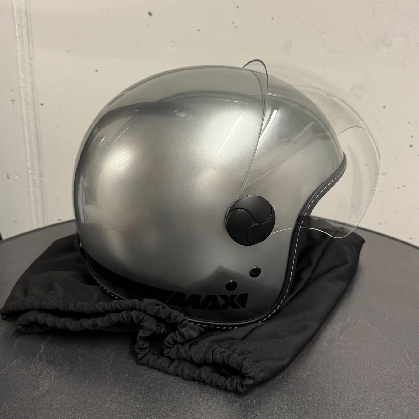 Caschi & visiere: MAX Helm silber mit Visier: S – Nuovo (secondo la descrizione) da Schlieren venduto da carmotica 3