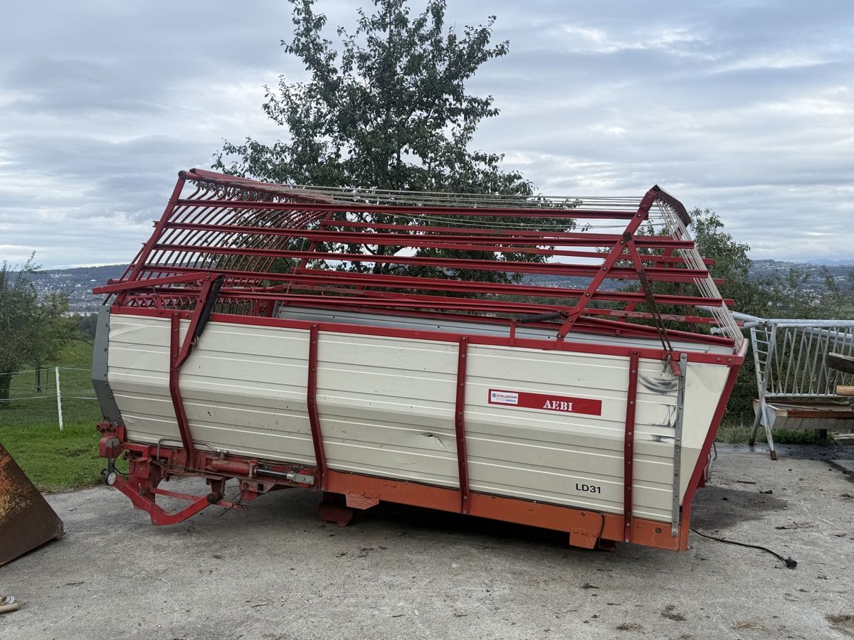 Aebi Tutte le macchine: Ladewagen Aebi LD31   – Difettoso da Zürich venduto da JannDef