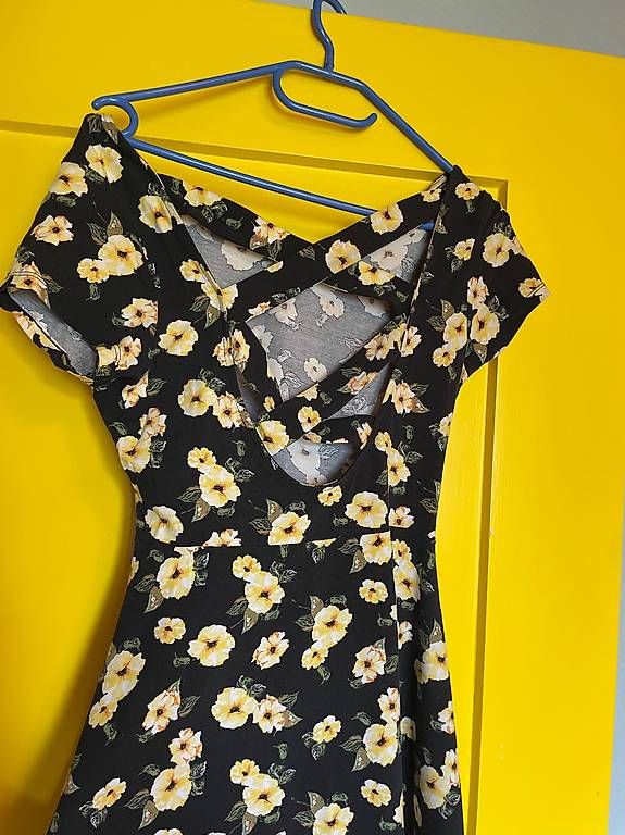 Vestiti: Damenkleid S/M – Usato da Biberist venduto da LASCHINDELEGI 1