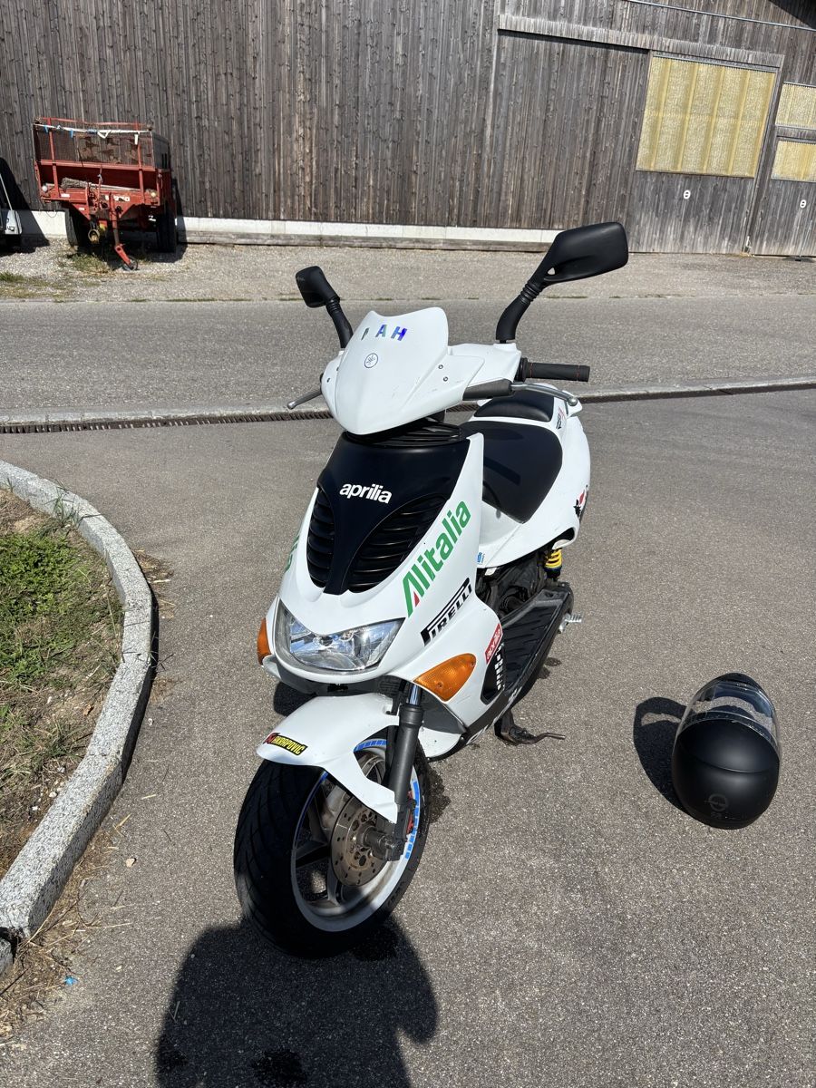 Aprilia Scooter: Aprilia Sr 50 – Usato da Ipsach venduto da seb_2p9q