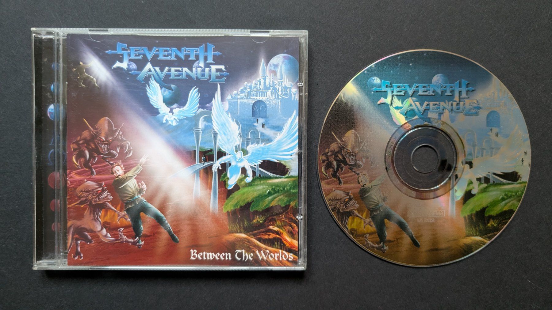 CDs: Seventh Avenue | Between the Worlds | CD – Gebraucht aus Bottmingen von dan_c5wb