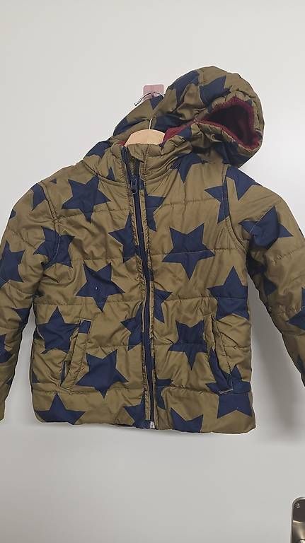 Giacche & Cappotti: friboo winterjacke gr. 110/116 – Usato da Niederwangen BE venduto da Hmela