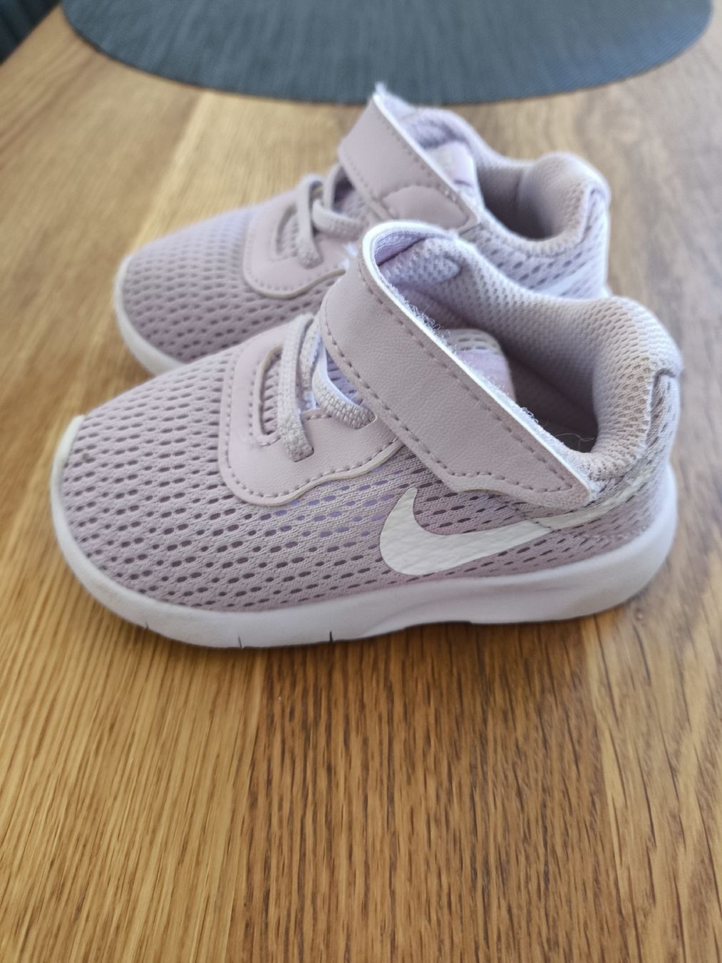 Nike Scarpe per ragazzi: Nike Lauflernschuhe, Grösse 19.5 – Usato da Gunzgen venduto da blue_mind 1