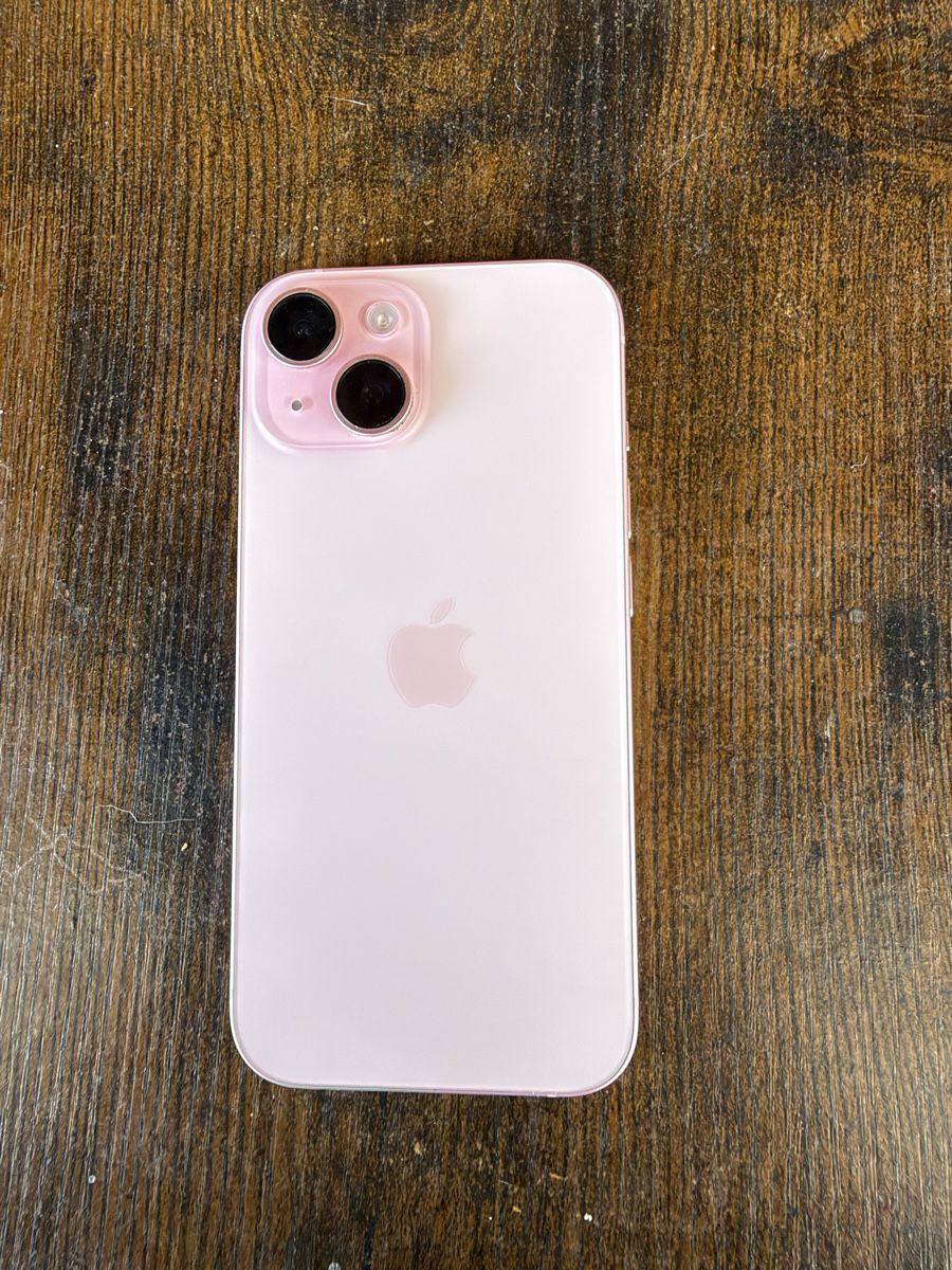 Apple Telefoni cellulari / Smartphones: iPhone 15 128 GB – Usato da Hauenstein venduto da BrunSarah29 2