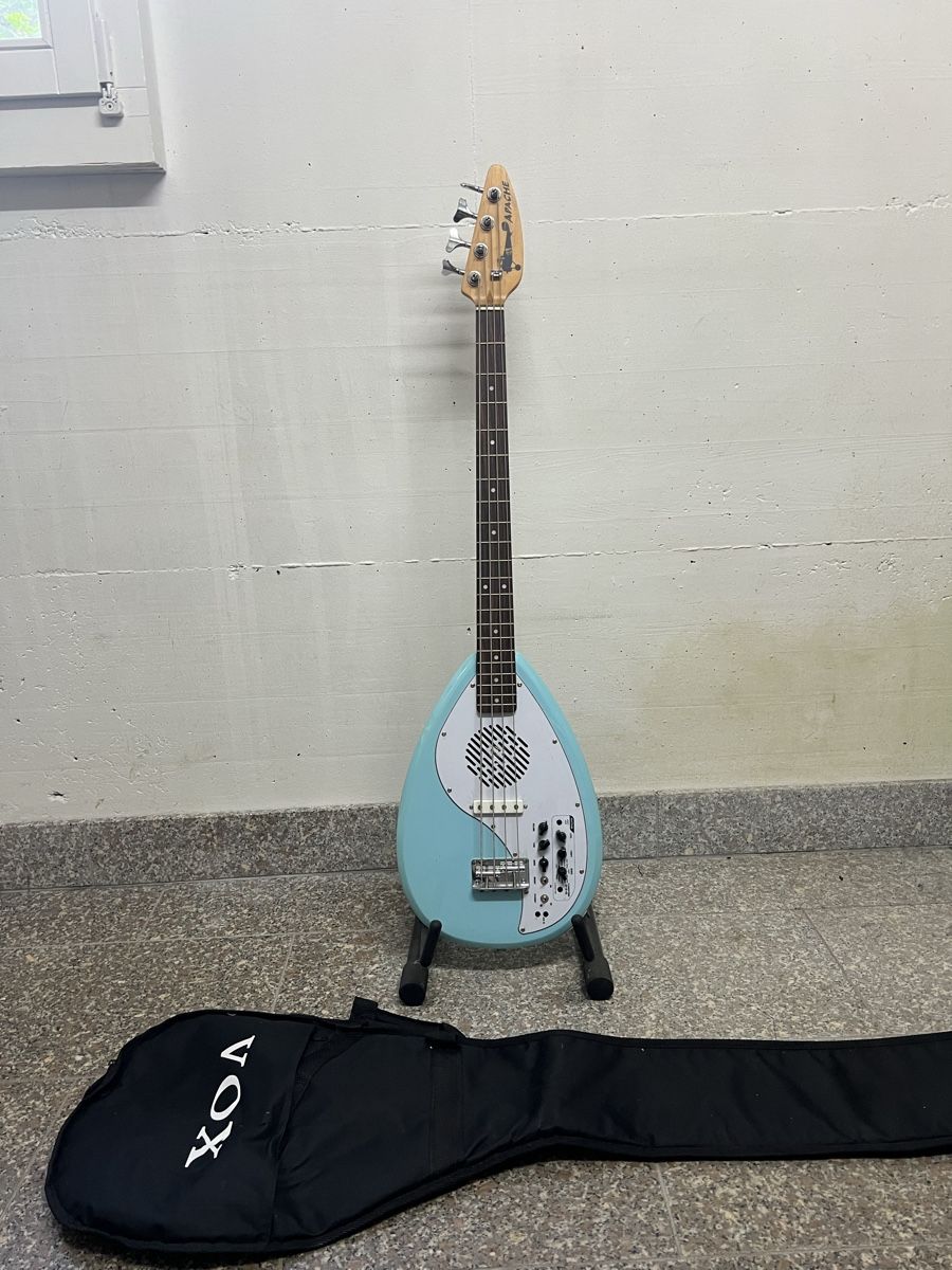 Vox Musikinstrumente: Vox Apache Bass Gitarre, mit Tasche! – Gebraucht aus Ermatingen von tim_80085