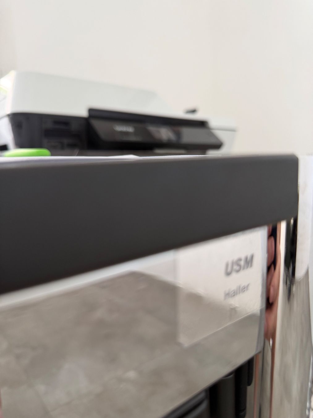 USM Tavoli: USM TISCH WEISS – Usato da Hägglingen venduto da Supreme65 3