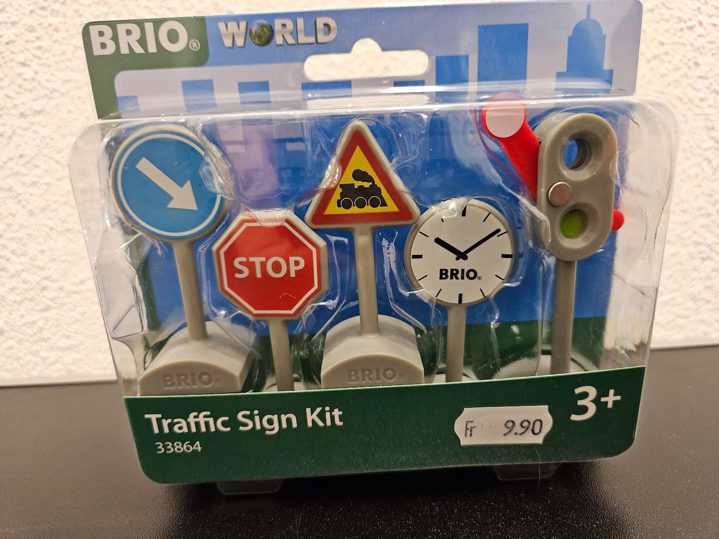 Brio Giocattoli: Neu - Brio - 33864 - Traffic Sign Kit – Nuovo e nell'imballaggio originale da Dagmersellen venduto da Jarsetz_Restposten