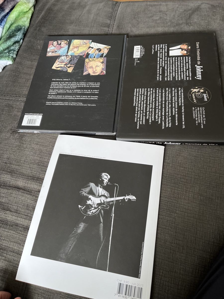 Bücher: Livres johnny Hallyday maman – Gebraucht aus Veyrier von kimedovapa 1