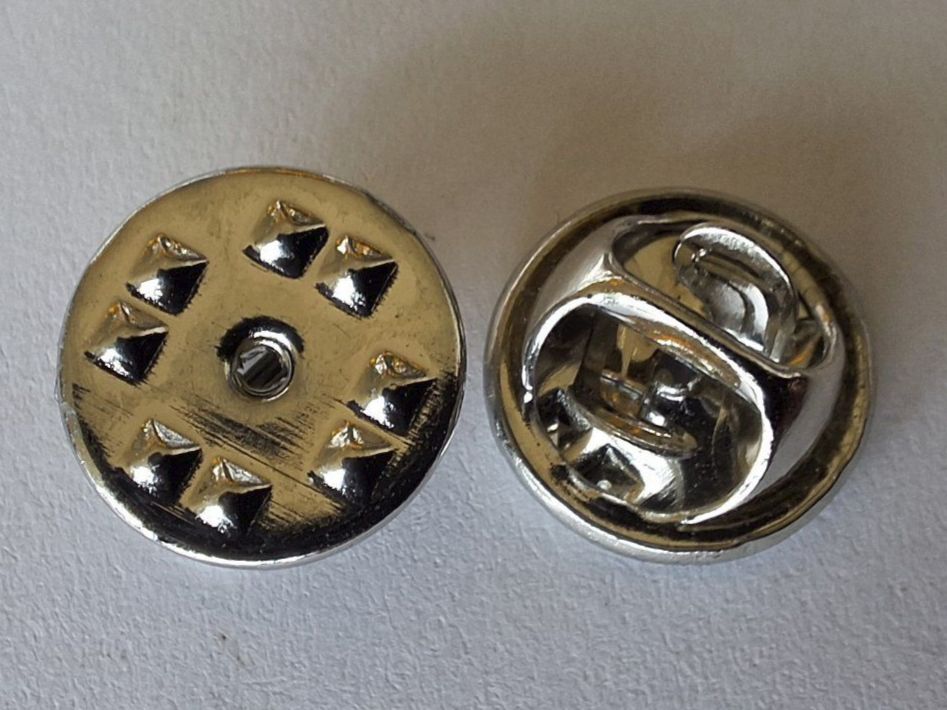 Placchette & Badge: 50 Neue Pin Verschlüsse silbern – Nuovo (secondo la descrizione) da Zürich venduto da t24_de 1