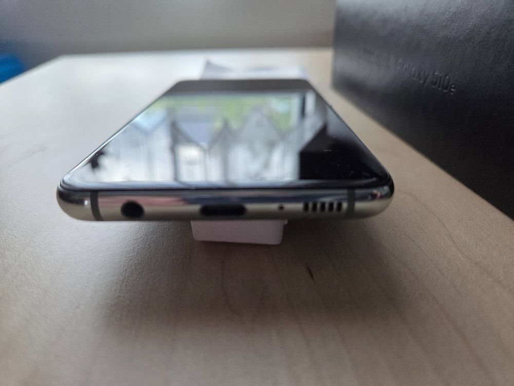 Samsung Telefoni cellulari / Smartphones: Samsung Galaxy S10e – Usato da Au ZH venduto da Kopf