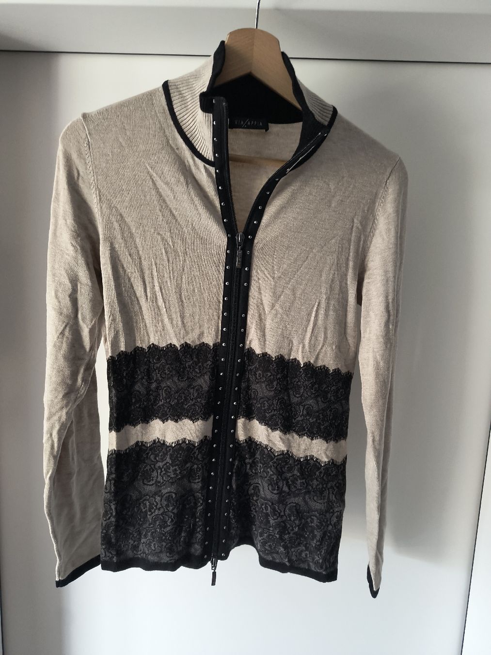 Vestes: Damen Strickjacke beige Grösse 36 VIA APPIA – D'occasion à Schöfflisdorf par kin_2dp9