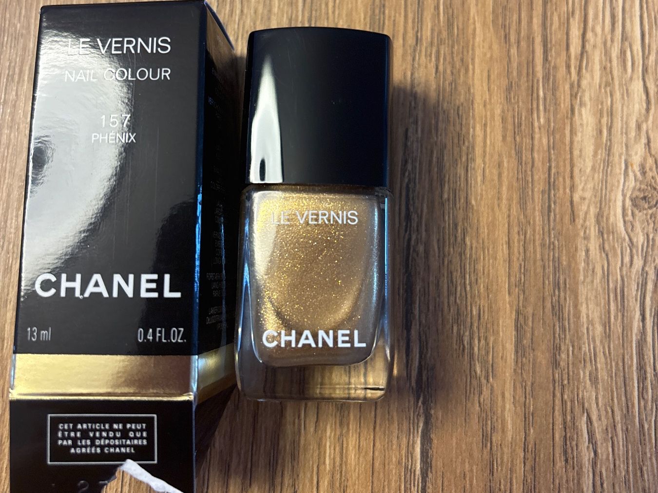 Chanel Smalto per unghie: Chanel Le Vernis 157 Phénix Nagellack – Usato da Bülach venduto da ter_6jf8 1