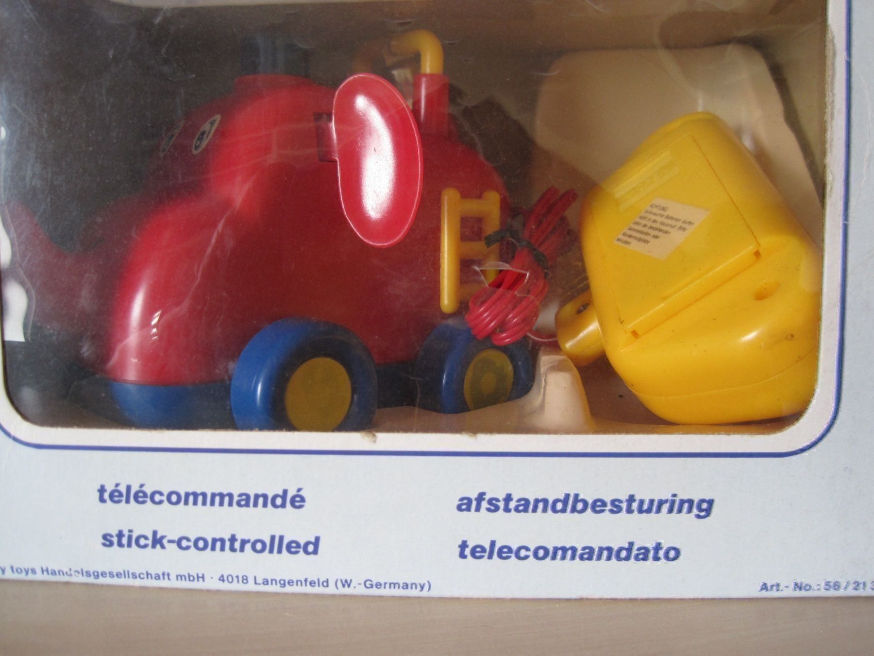 Spielzeuge: 2 JOUETS ANNEE 1970 - 1980 – Neu und originalverpackt aus Murten von Selliot 1