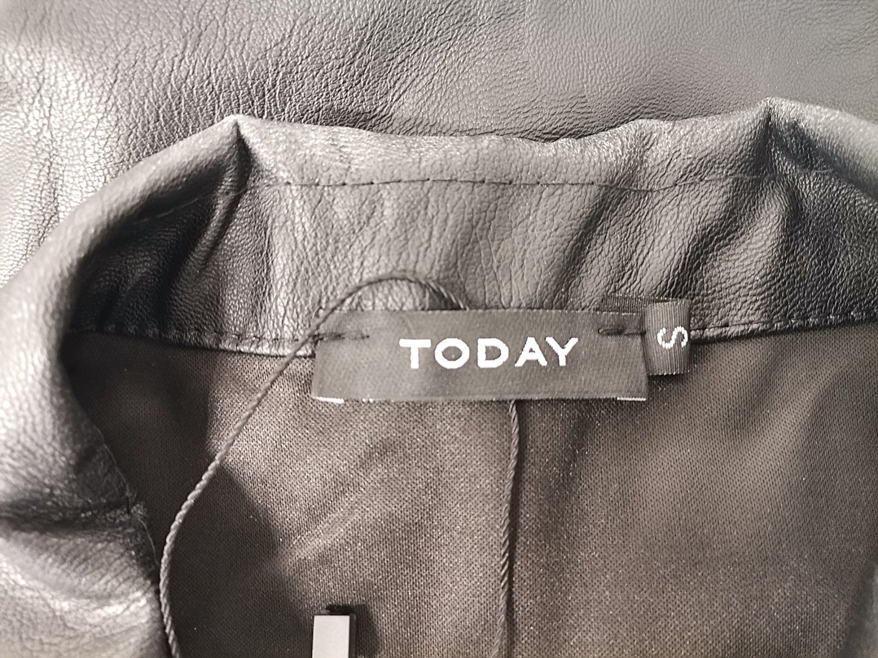 Giacche: TODAY Lederjacke Schwarz S mit Gürtel – Usato da Schaffhausen venduto da Restwert_SH 6