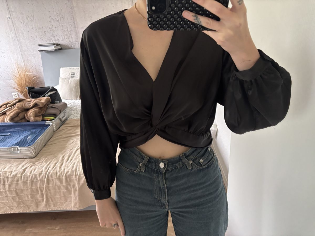 Asos Blusen: Chemisier noir ASOS – Gebraucht aus Zürich von mps_9cp7 2