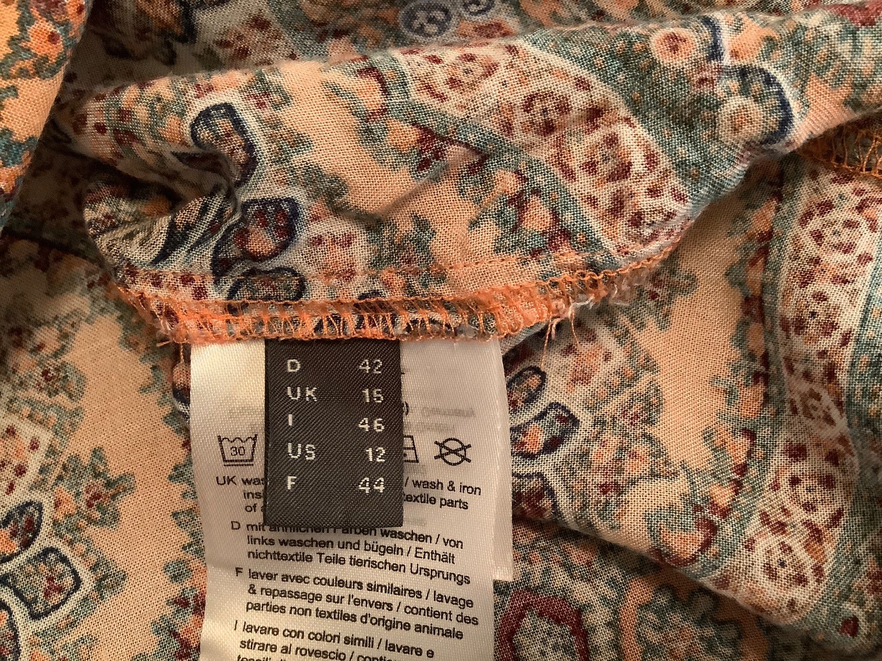 Lotti di vestiti: Damenbluse und Hose mit Kette – Usato da Triesen venduto da boston7 4