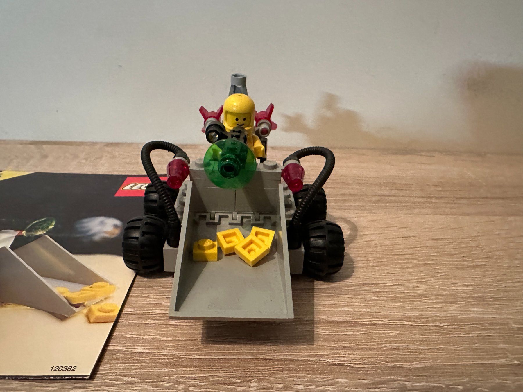 Legoland Kit di costruzioni: LEGO Space 6847 Space Dozer – Usato da Basel venduto da Don-Angel 4