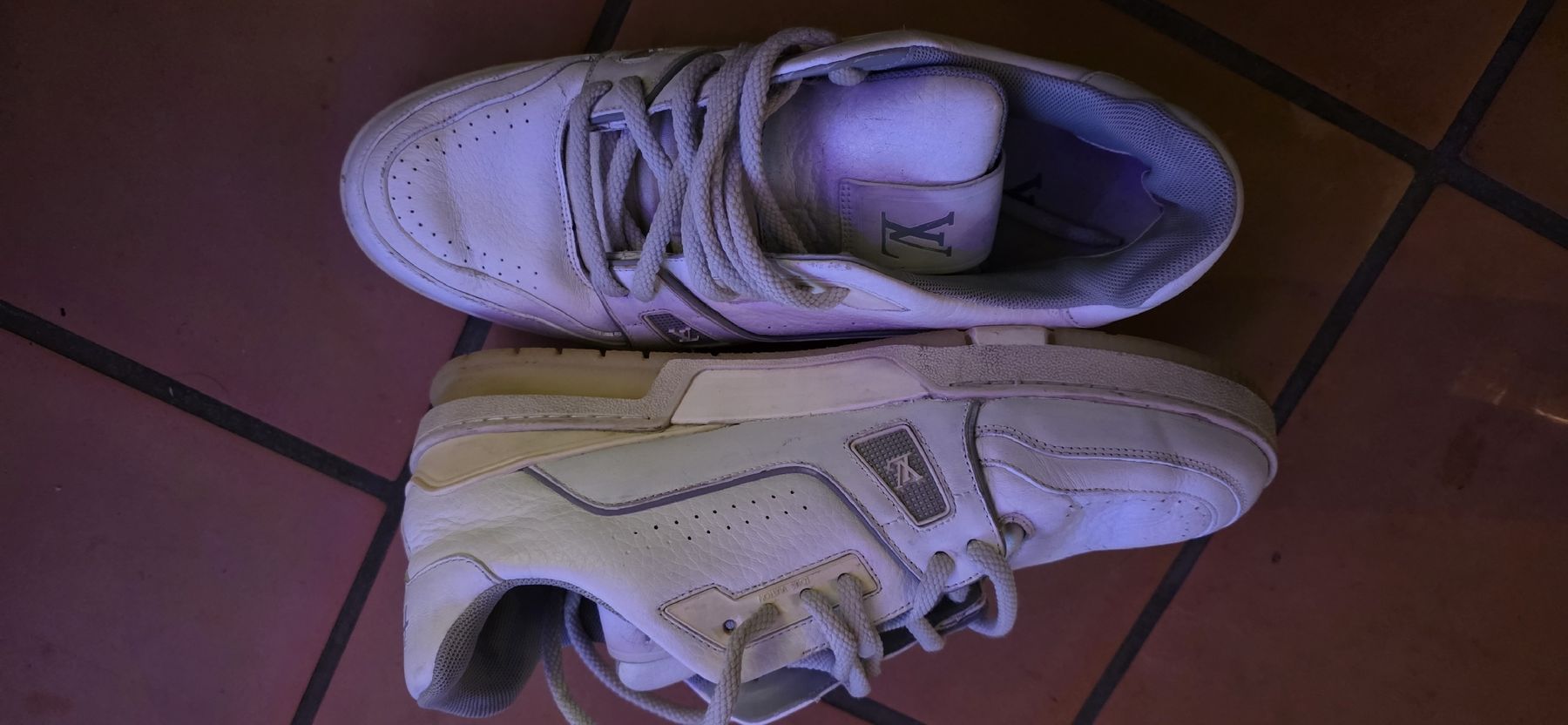 Louis Vuitton Scarpe da uomo: Louis Vuitton Sneaker – Usato da Nuglar venduto da Danivenividiundeasy 3