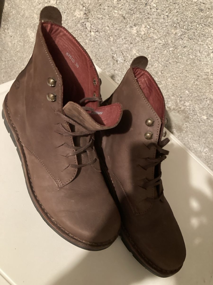 Chaussures femmes: Schuh – D'occasion à Schwanden GL par bait04