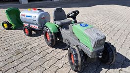 Trettraktor Fendt mit Güllenfass und Anhänger Kindertraktor