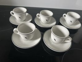 5  Nespresso   mit Untertassen weiss + 1 Tasse Gratis