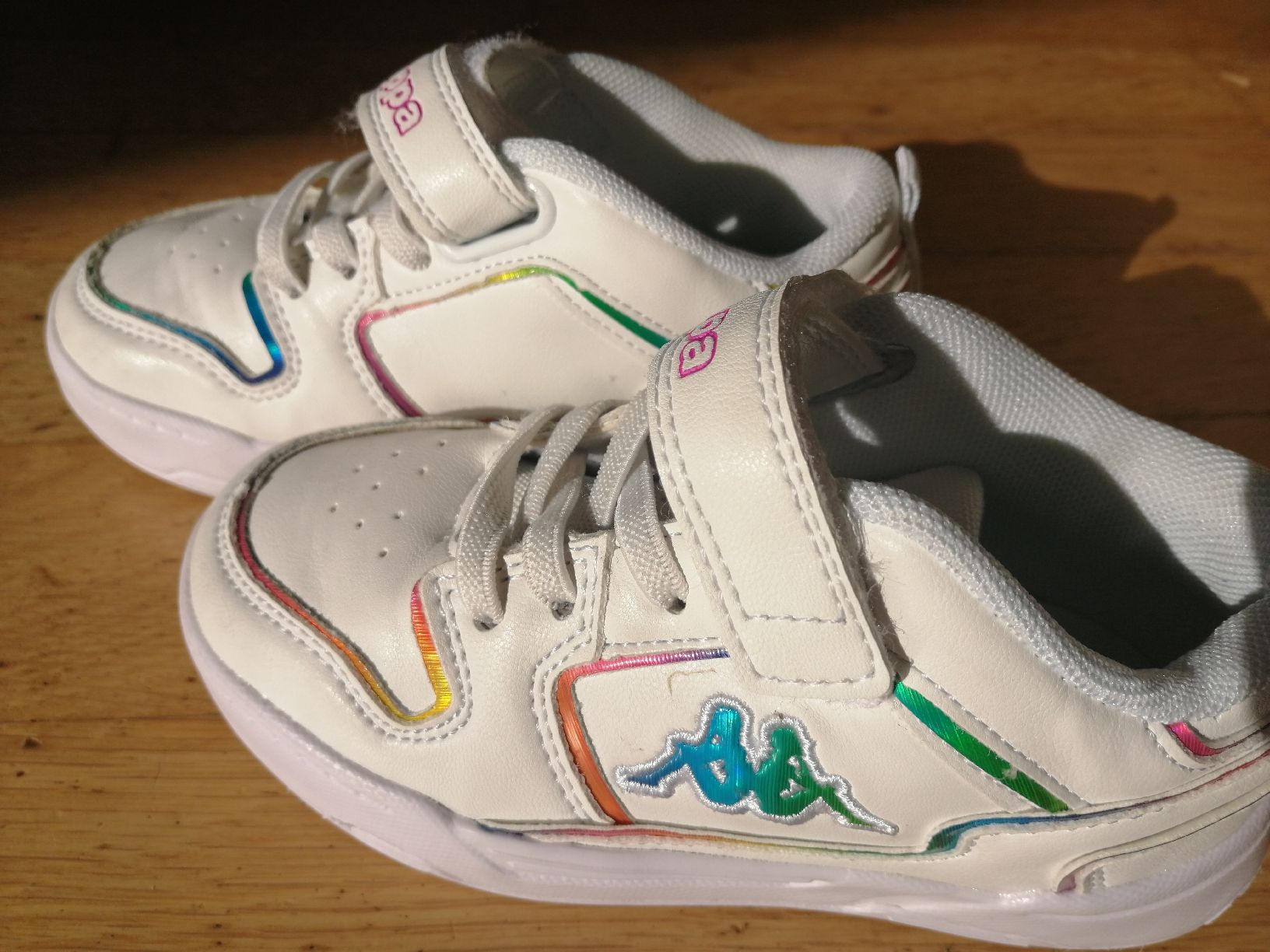 Scarpe per ragazze: Kinder Sneaker Gr. 25 – Usato da Oensingen venduto da jia_gs8g