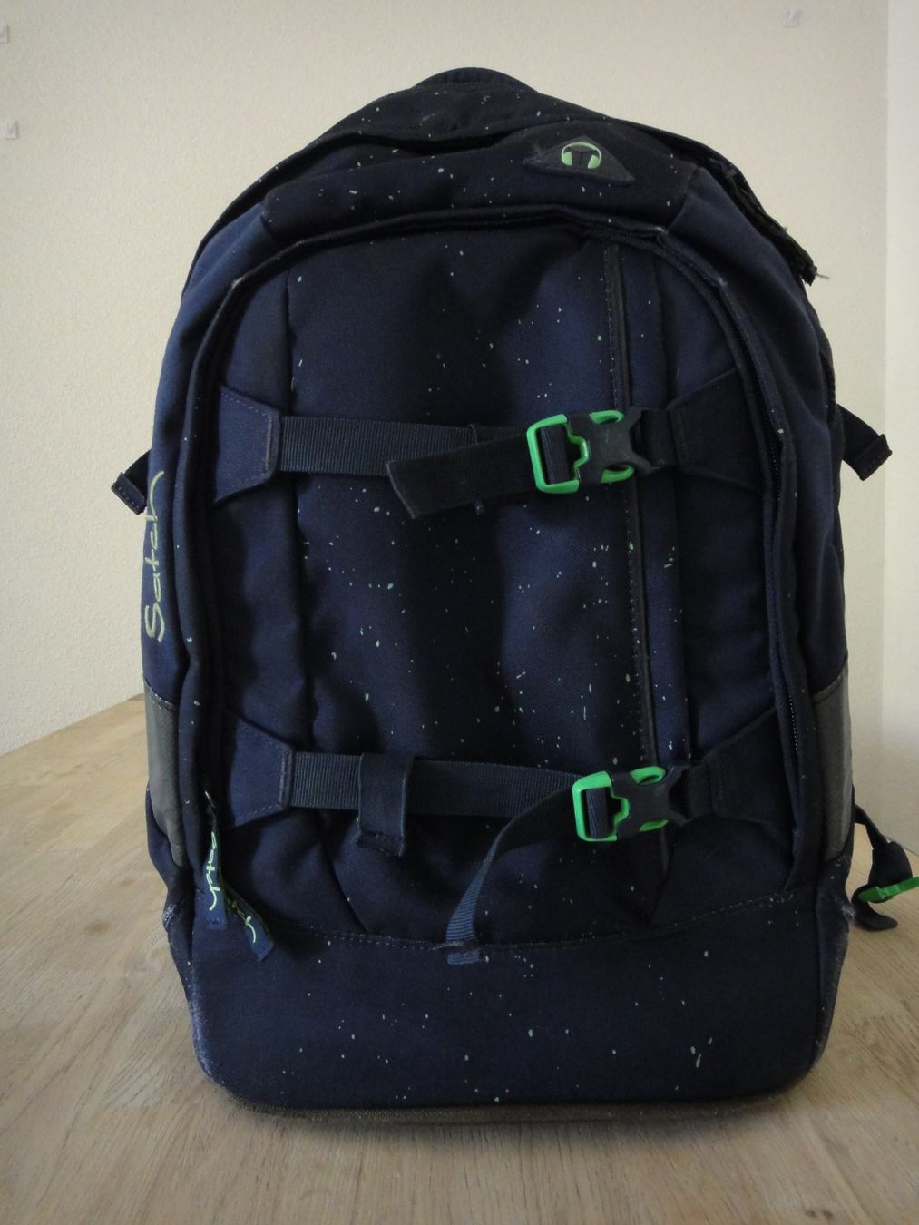 Satch Sacs & sacs à dos: Rucksack Satch dunkelblau mit Spritzern – D'occasion à Winterthur par LemonTree5