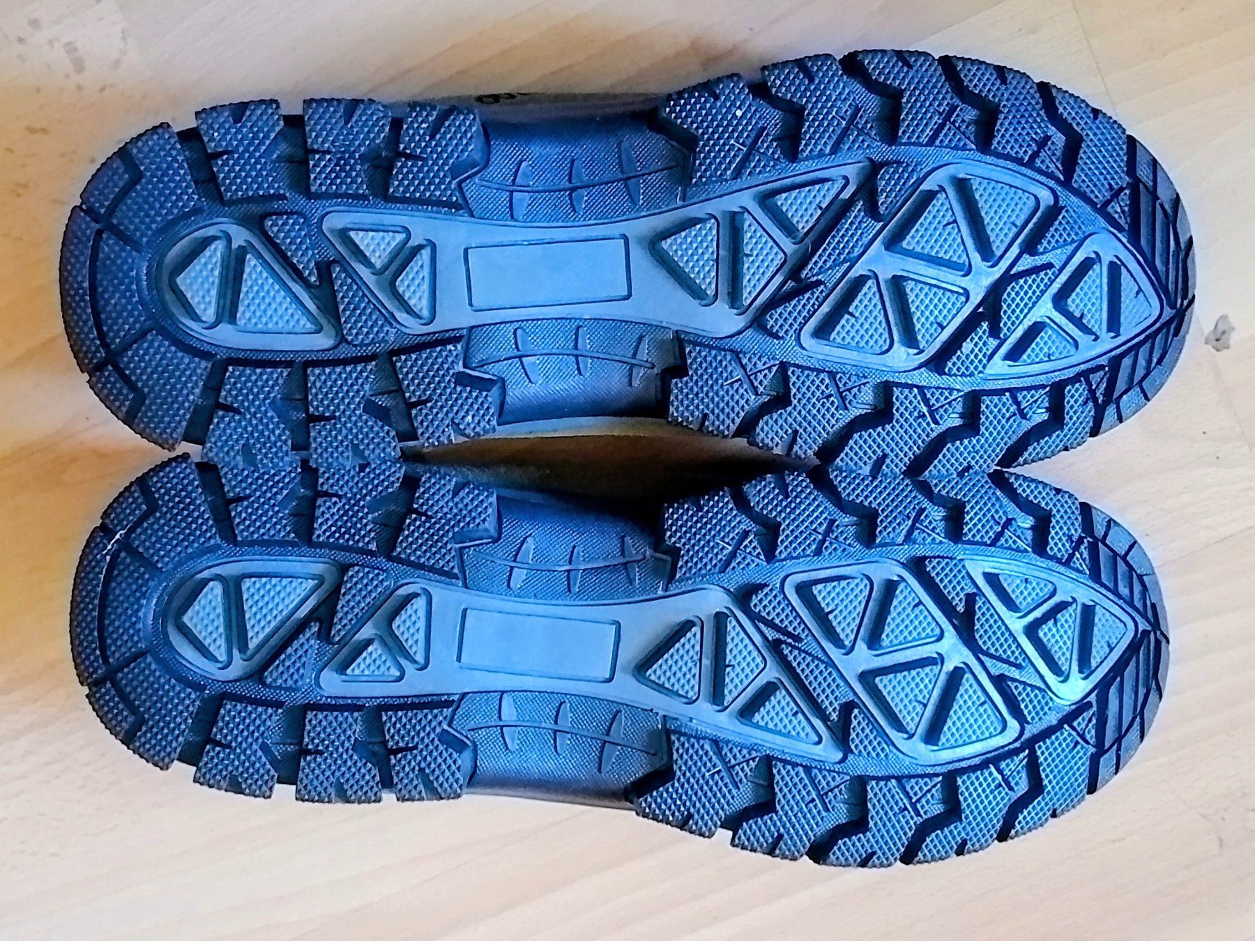 Scarpe da uomo: Wanderschuh Halbschuh Outdoor Grösse 49 – Nuovo (secondo la descrizione) da Kriens venduto da Geduldsfaden 1