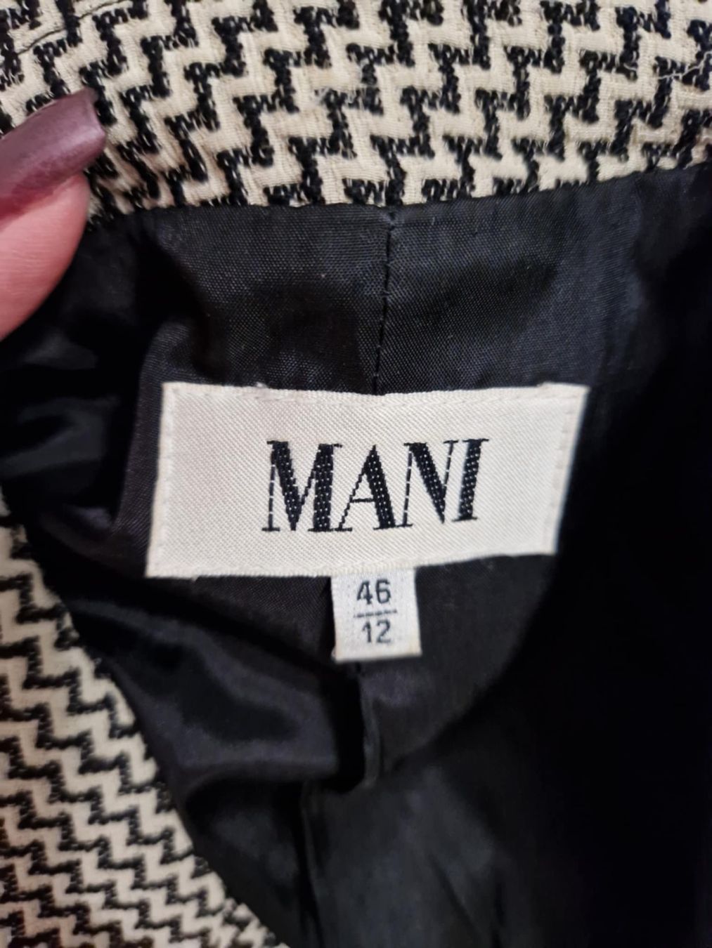Giacche: Klassischer Blazer von MANI, Grösse 46, neuwertig – Nuovo (secondo la descrizione) da Hittnau venduto da Katzenherz 4