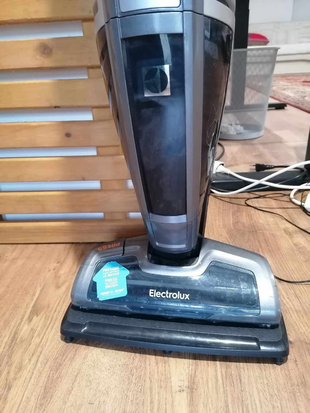 Electrolux Aspirapolveri & Accessori: Aspirapolvere Electrolux Lithium 25.2V - Usato – Usato da Cadro venduto da AndreaDelMarum 1