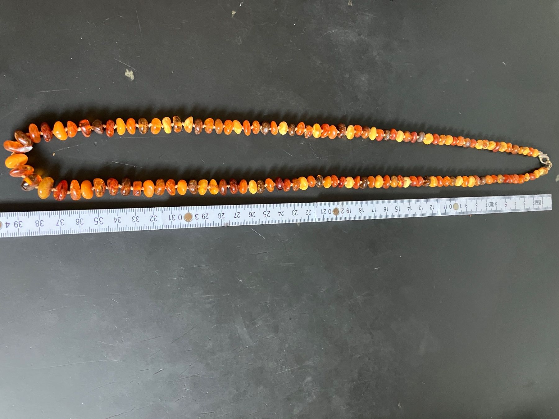 Catenine: Wunderschöne echte, lange Bernsteinkette geknotet. – Usato da Rubigen venduto da buenasdias8 2