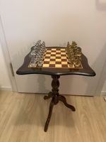 Scacchiera con pedine metallo decorativa in legno