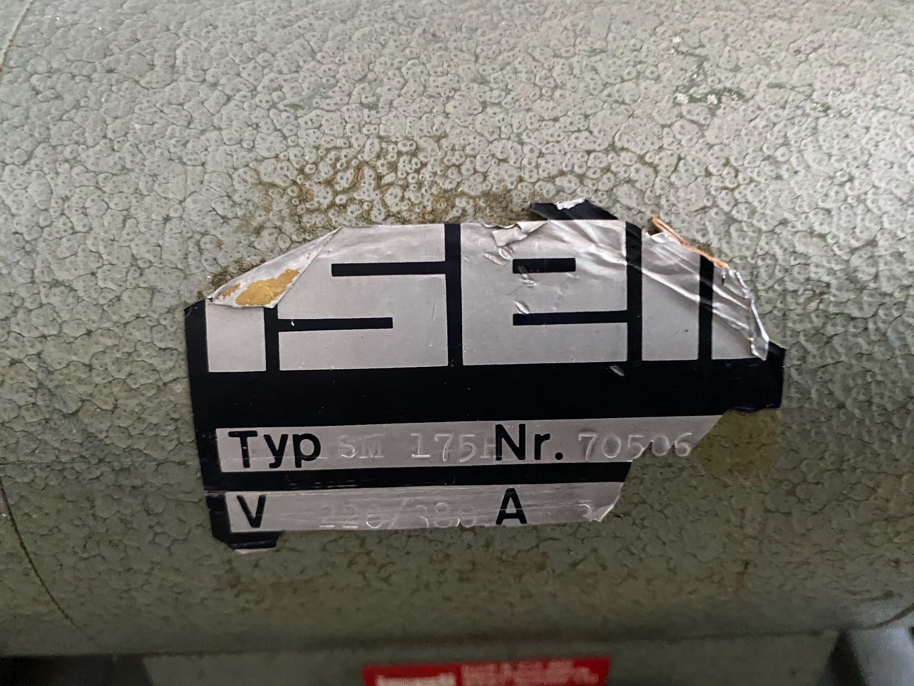 Iseli Toutes les machines: Stechbeitelschärfmaschine Iseli SM175 – D'occasion à Nebikon par schnischna80 1