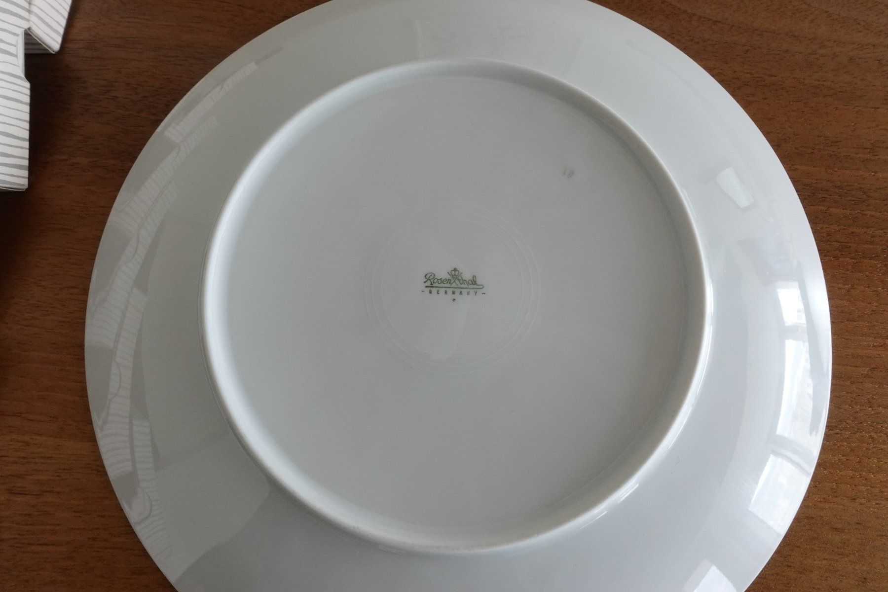 Rosenthal Set di piatti: ORIGINAL ROSENTHAL TELLER-SET - 7-TEILIG -  UNGEBRAUCHT – Nuovo (secondo la descrizione) da Chur venduto da CH-CHUR 5