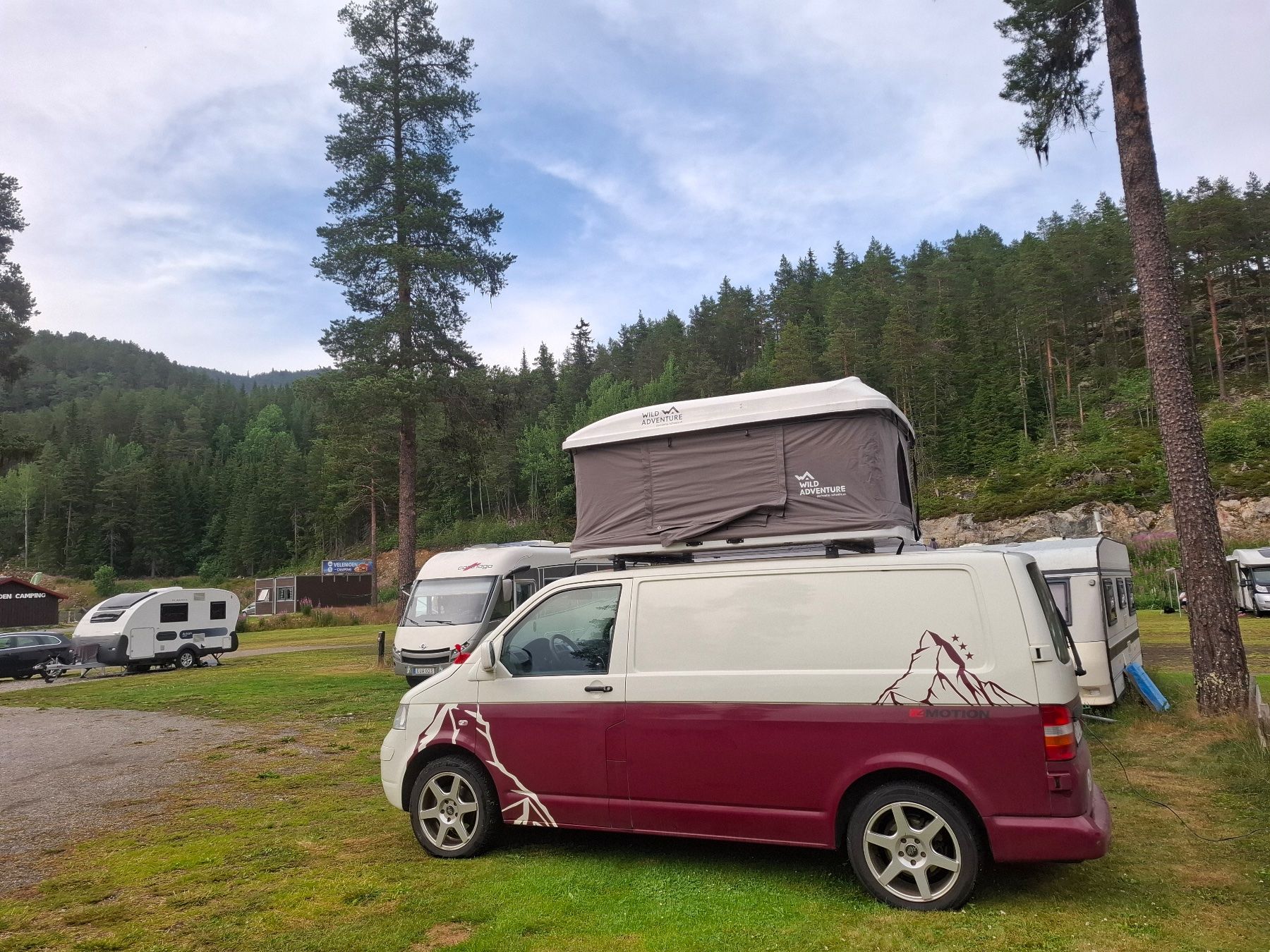 VW Veicoli da campeggio: VW T5 – Usato da Glis venduto da Gagsiderwaldarbeiter