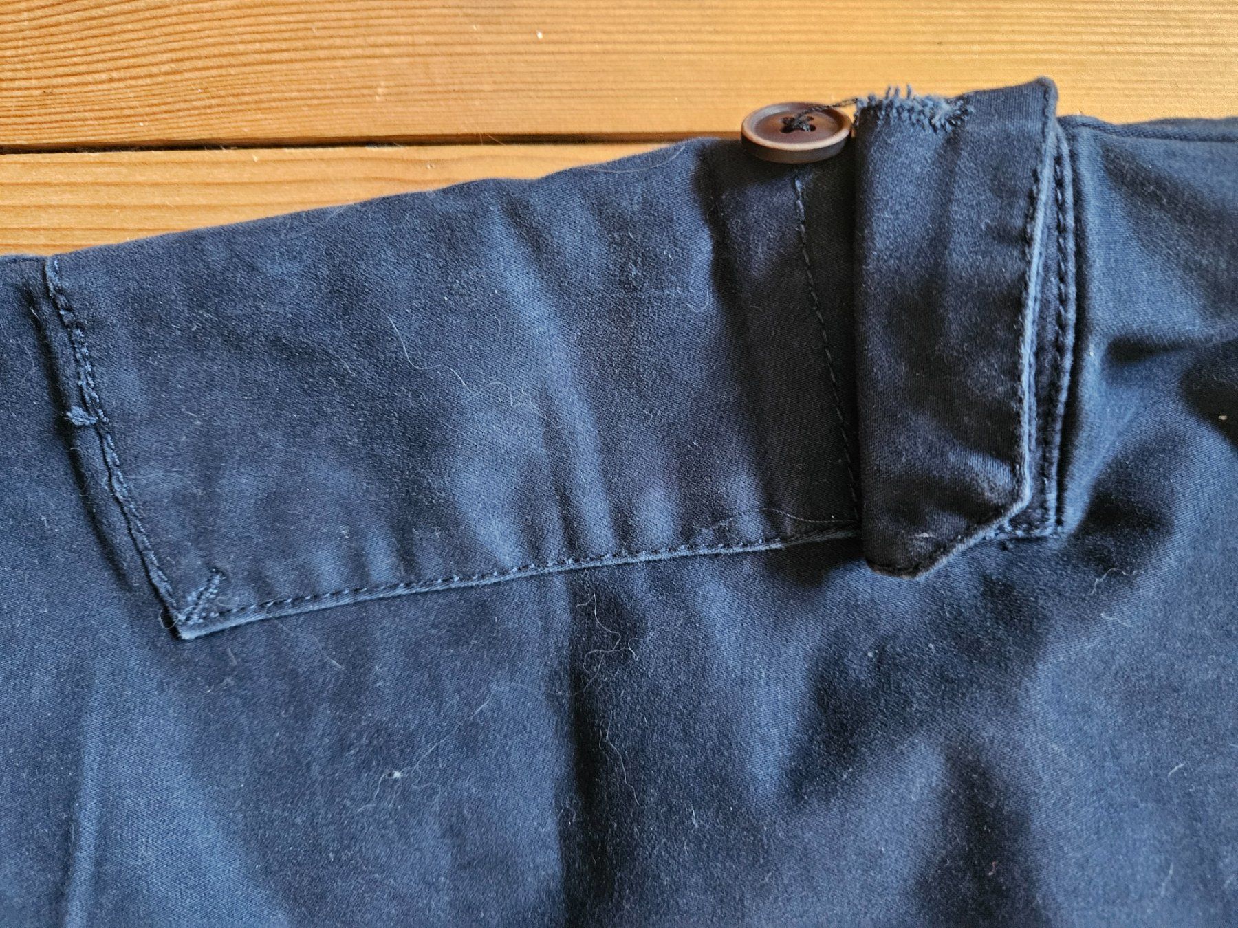 Pantaloni: Robuste Hosen kids 134/140 – Usato da Rifferswil venduto da fle_5nqr 2