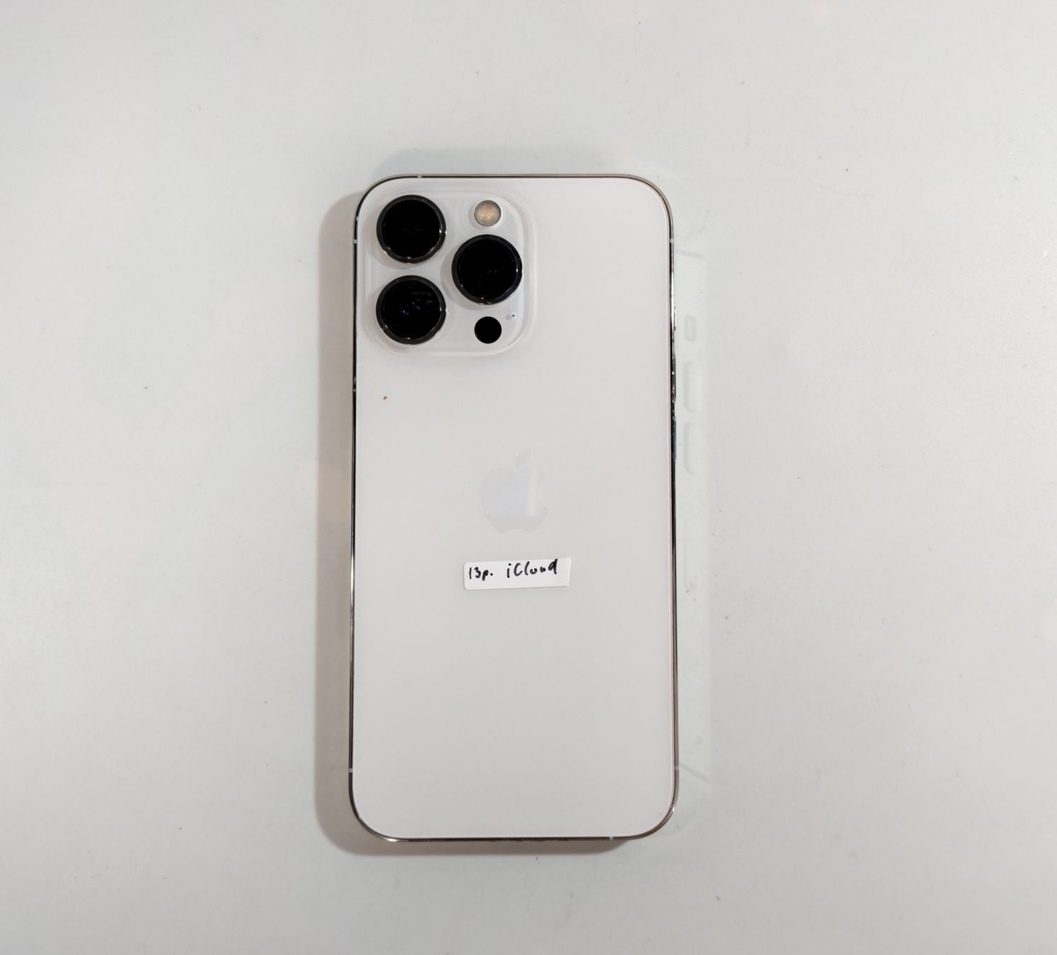 Apple Telefoni cellulari / Smartphones: iPhone 13 Pro weiss – Difettoso da Ehrendingen venduto da Rocky985