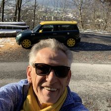 Profile image of ellow
