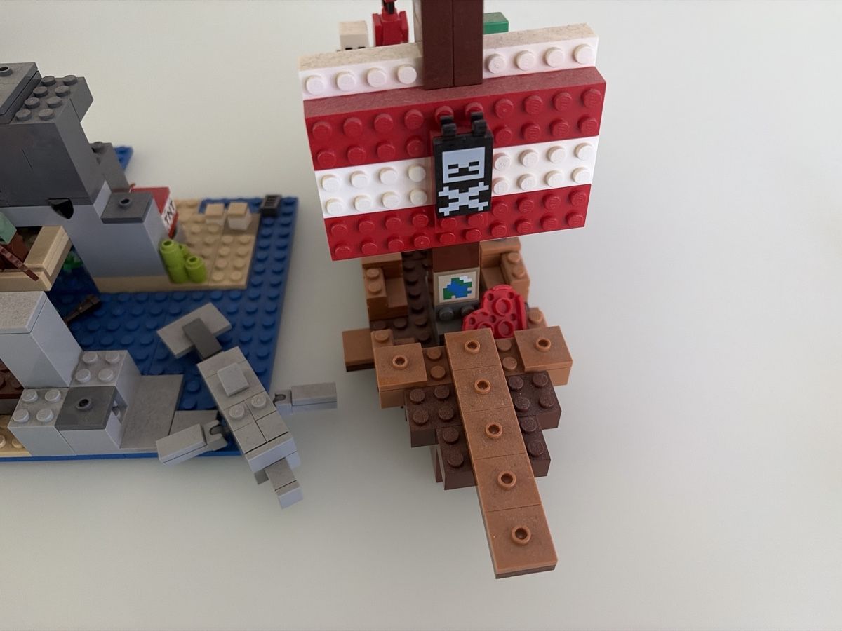 Lego Baukästen: Lego Minecraft  – Gebraucht aus Zürich von marina76 1