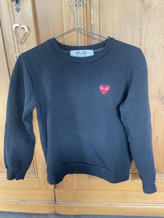 Sweatshirt PLAY Comme des Garçons noir cœur rouge